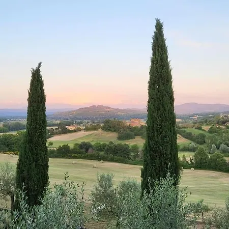 Luxury Tuscan Farm Stay, 1 Bedroom With A Pool Anghiari